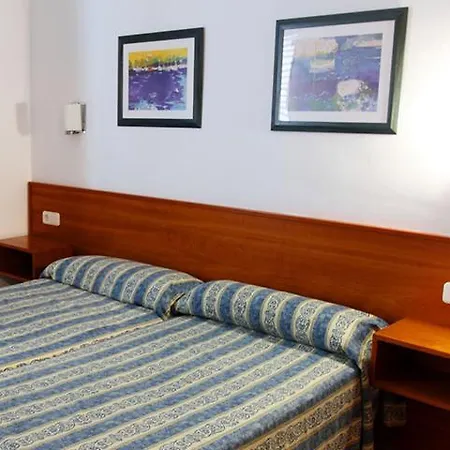 فندق Venecia يوريت دي مار